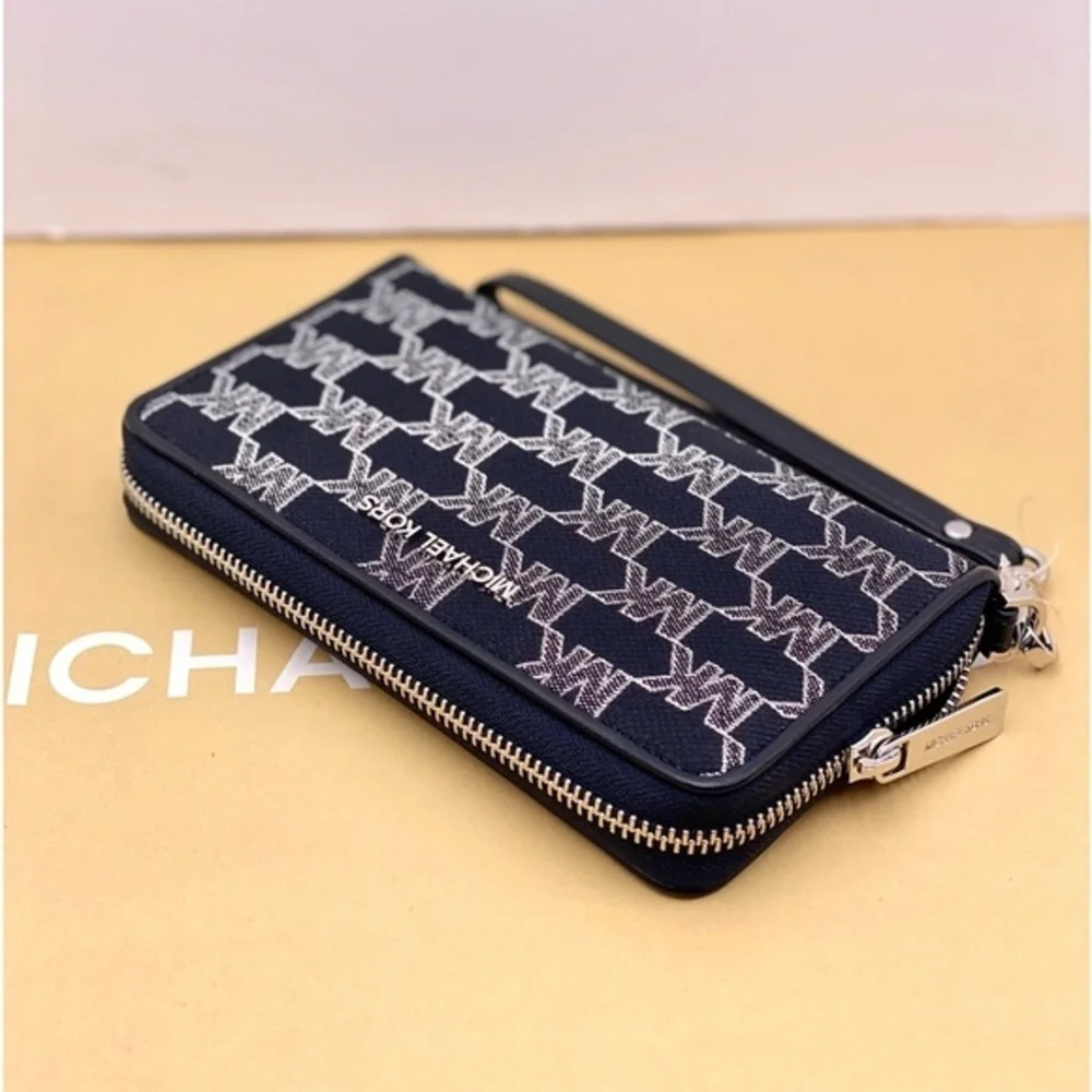 Michael Kors Jet Set Travel Wallet  Phone Case Wristlet Glimmer MK Print